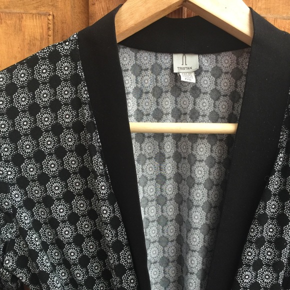 Tristan wrap top - Picture 4 of 5